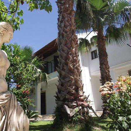 קאבוס Oasis Beach Club מראה חיצוני תמונה