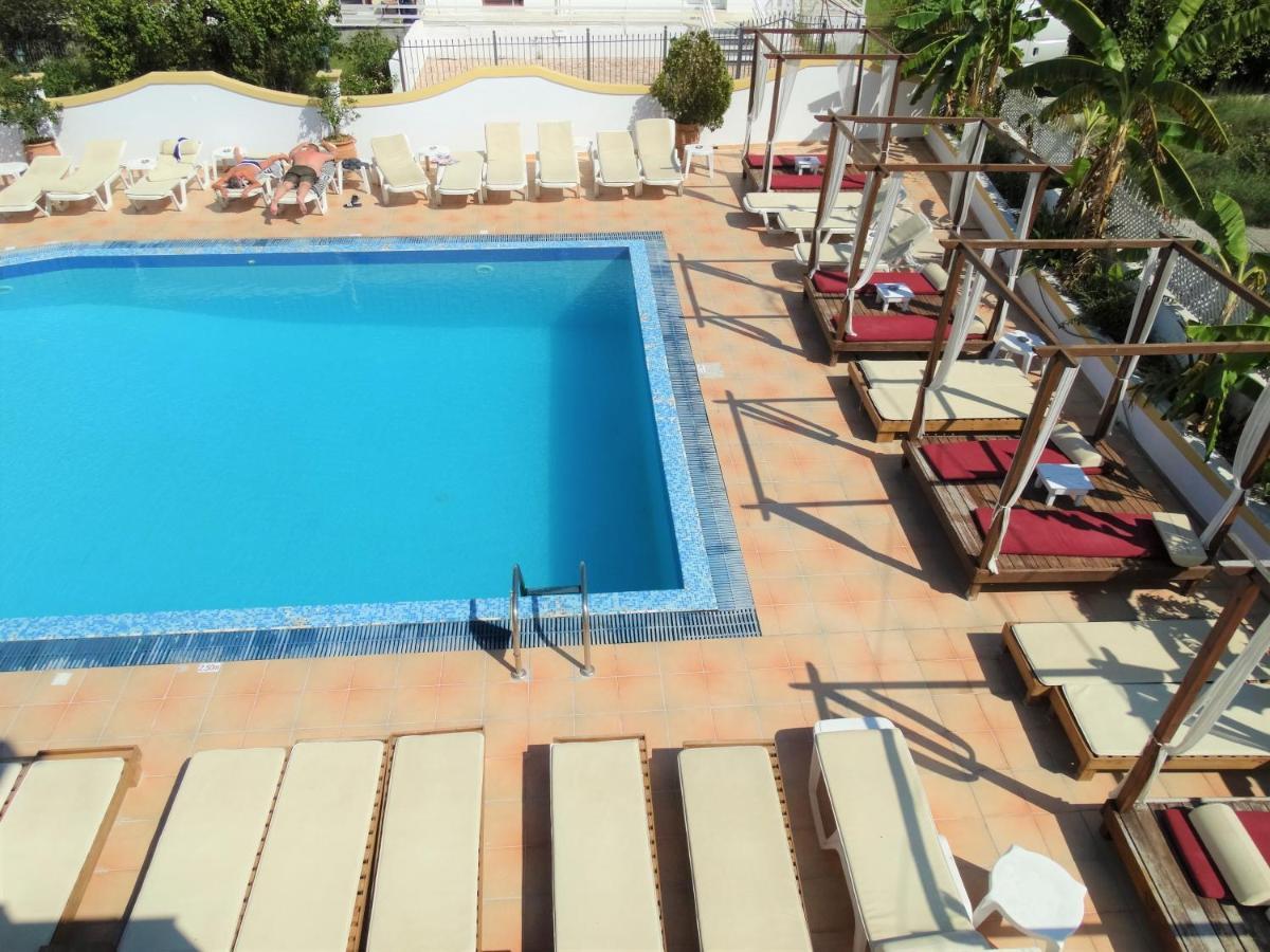 קאבוס Oasis Beach Club מראה חיצוני תמונה