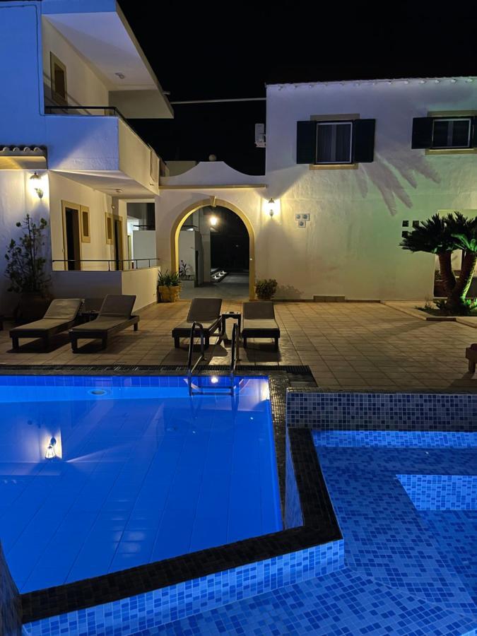 קאבוס Oasis Beach Club מראה חיצוני תמונה